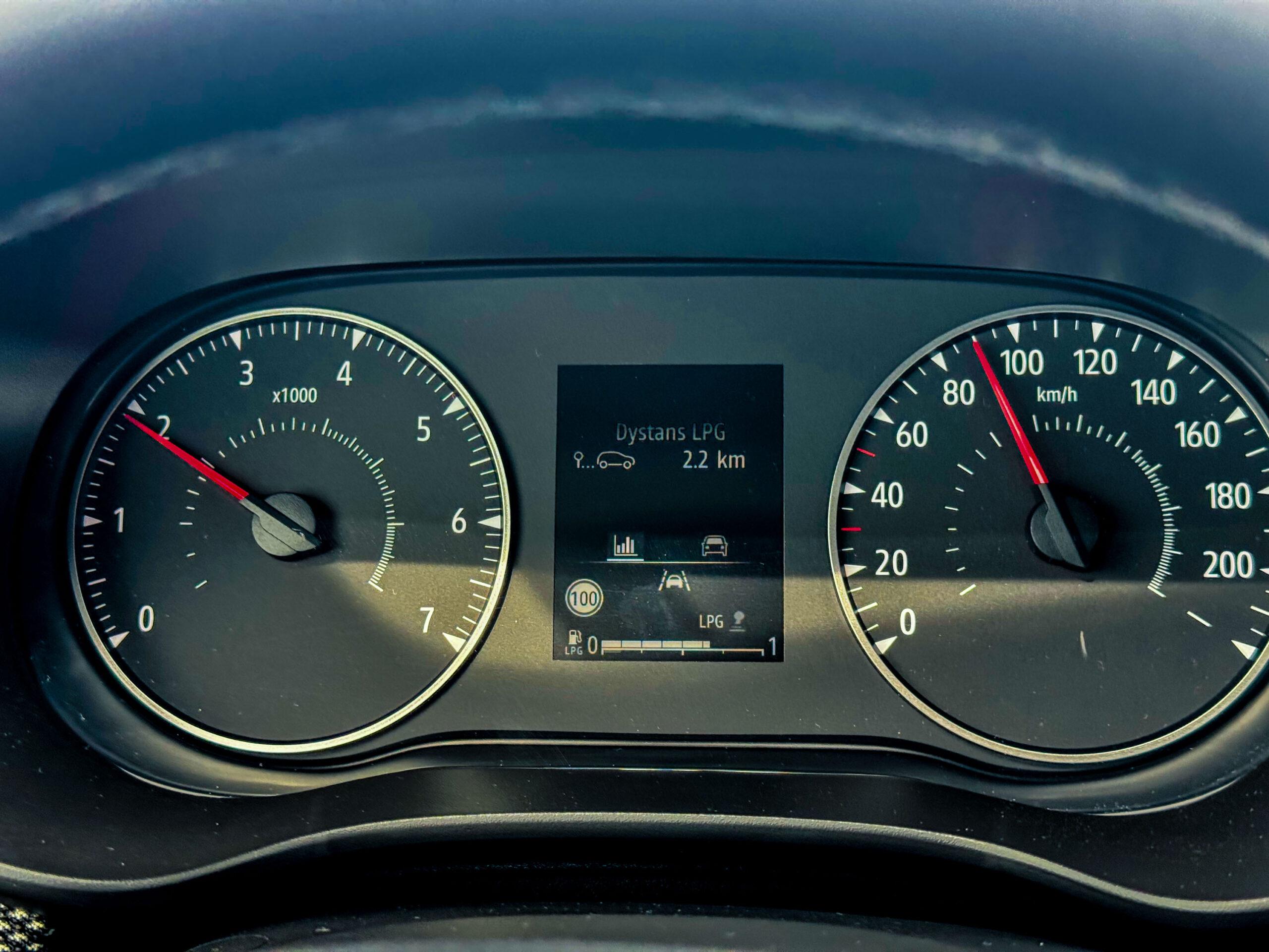 Dacia Sandero - obroty