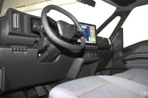 nowe renault trafic goelette i estafette bo dostawczak nie musi byc nudny 142 trafic e tech rm 2026 Wiadomości