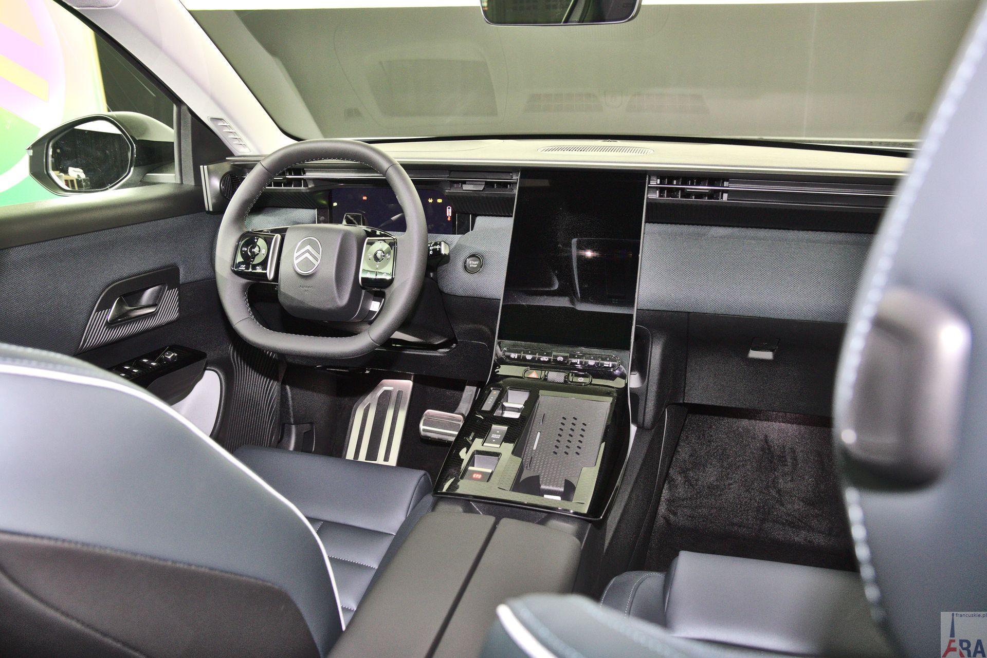 nowy citroen c5 aircross komfort i styl wrazenia po premierze statycznej nowego suv a z szewronami 059 Wiadomości