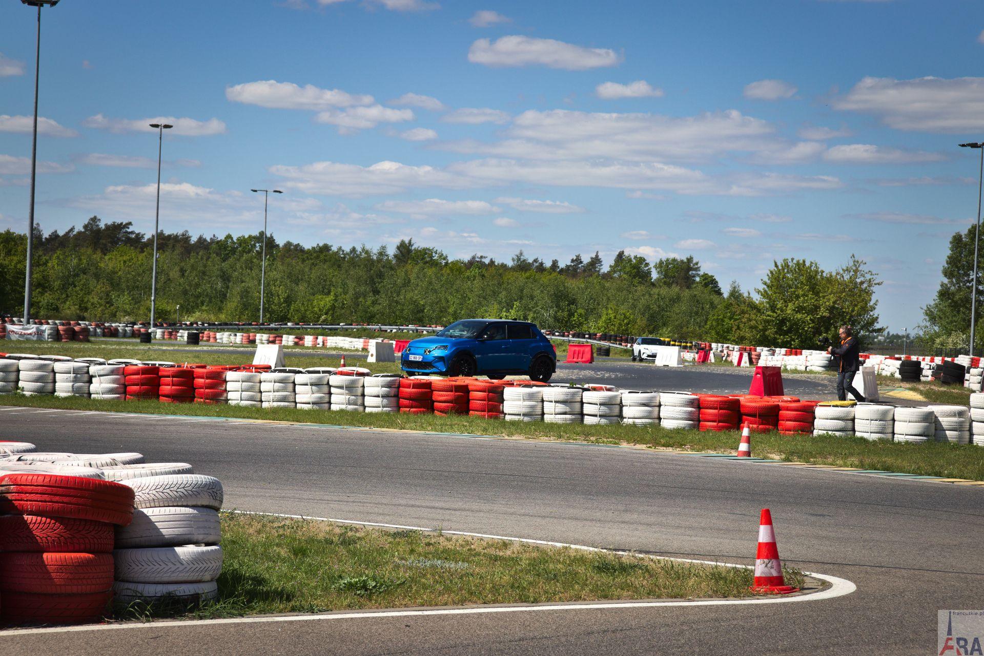 alpine a290 samochod elektryczny moze byc ekscytujacy 11 Testy