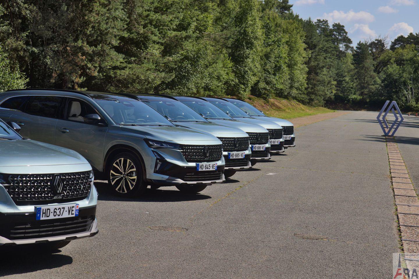 Renault Espace ma zoptymalizowany naped 200 KM full hybrid 05 Testy