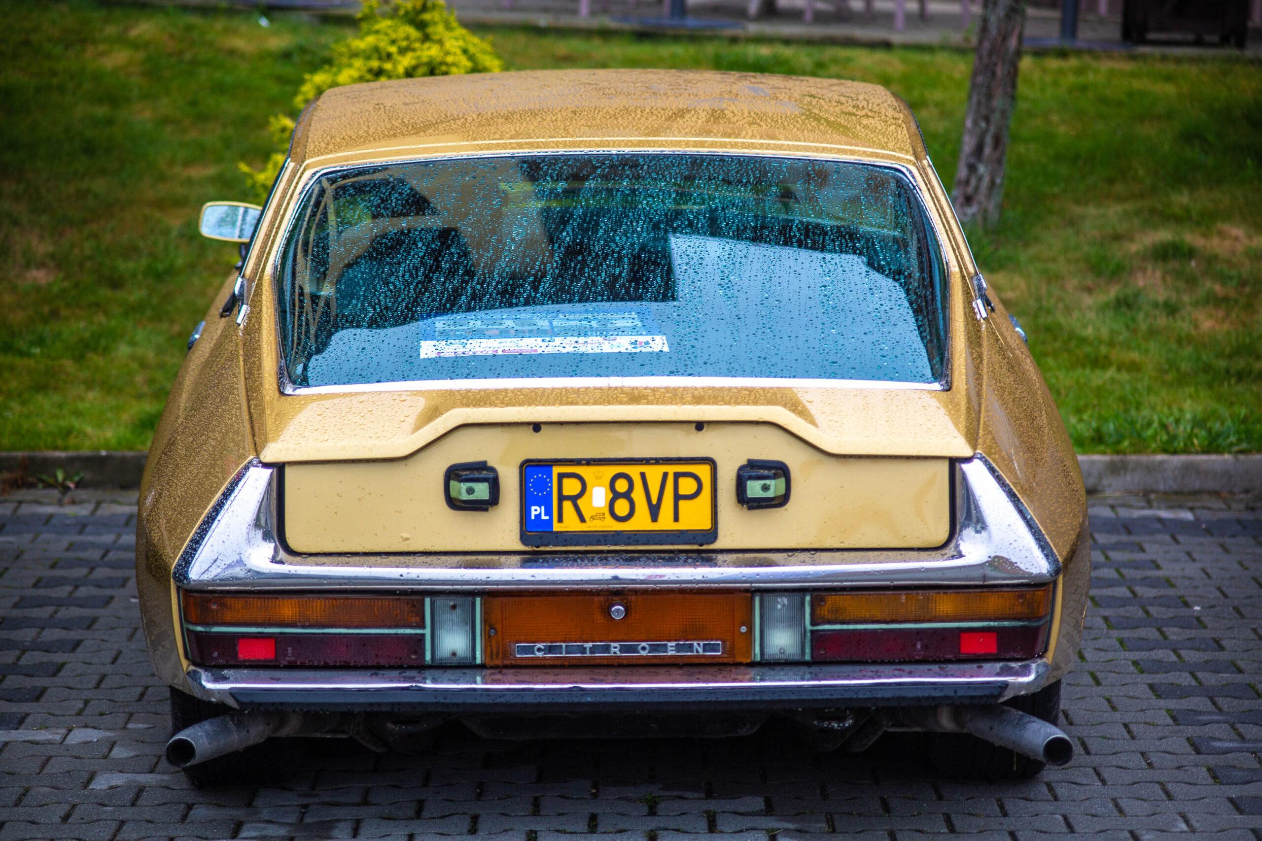 Citroën SM - na zlocie pojawiły się dwa egzemplarze