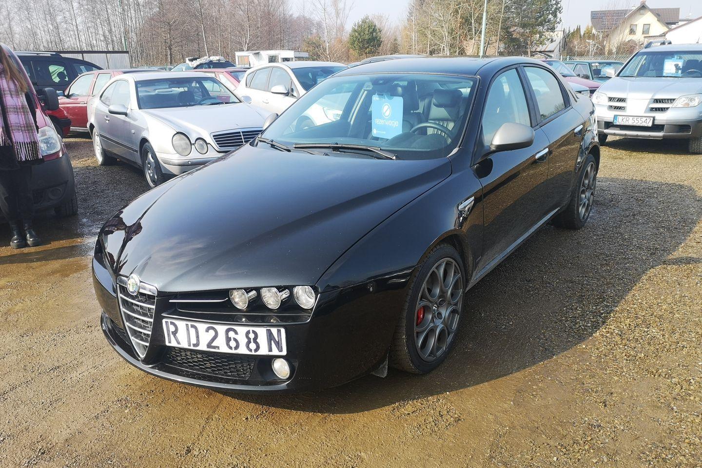 Alfa Romeo 159 wloski styl w segmencie D 03 Przeglad Prasy