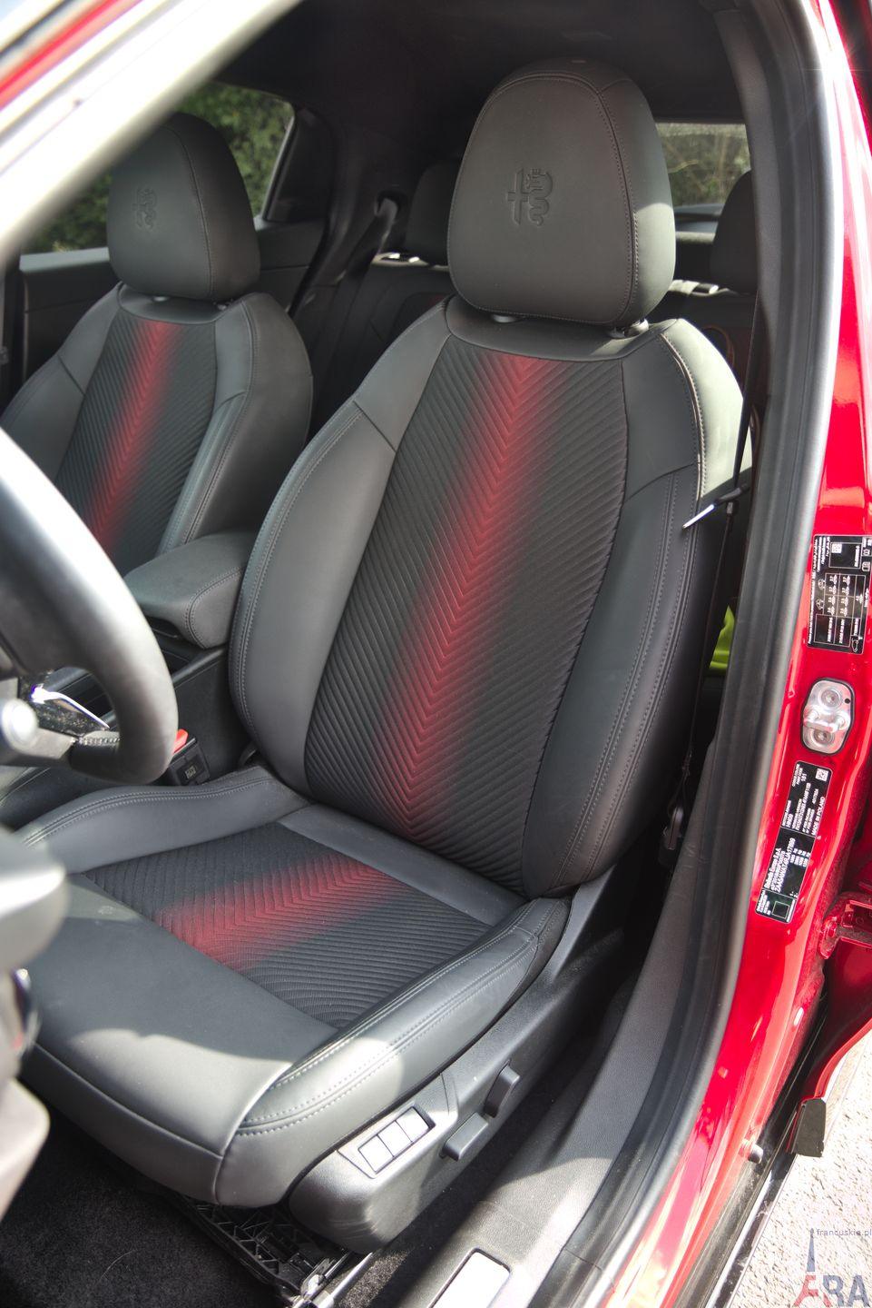 132. Alfa Romeo Junior Ibrida Q4 Testy