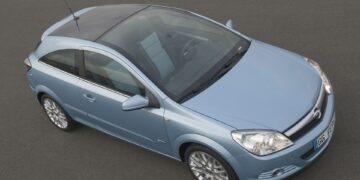 Opel Astra Diesel Hybrid Concept. X05CC_OP012