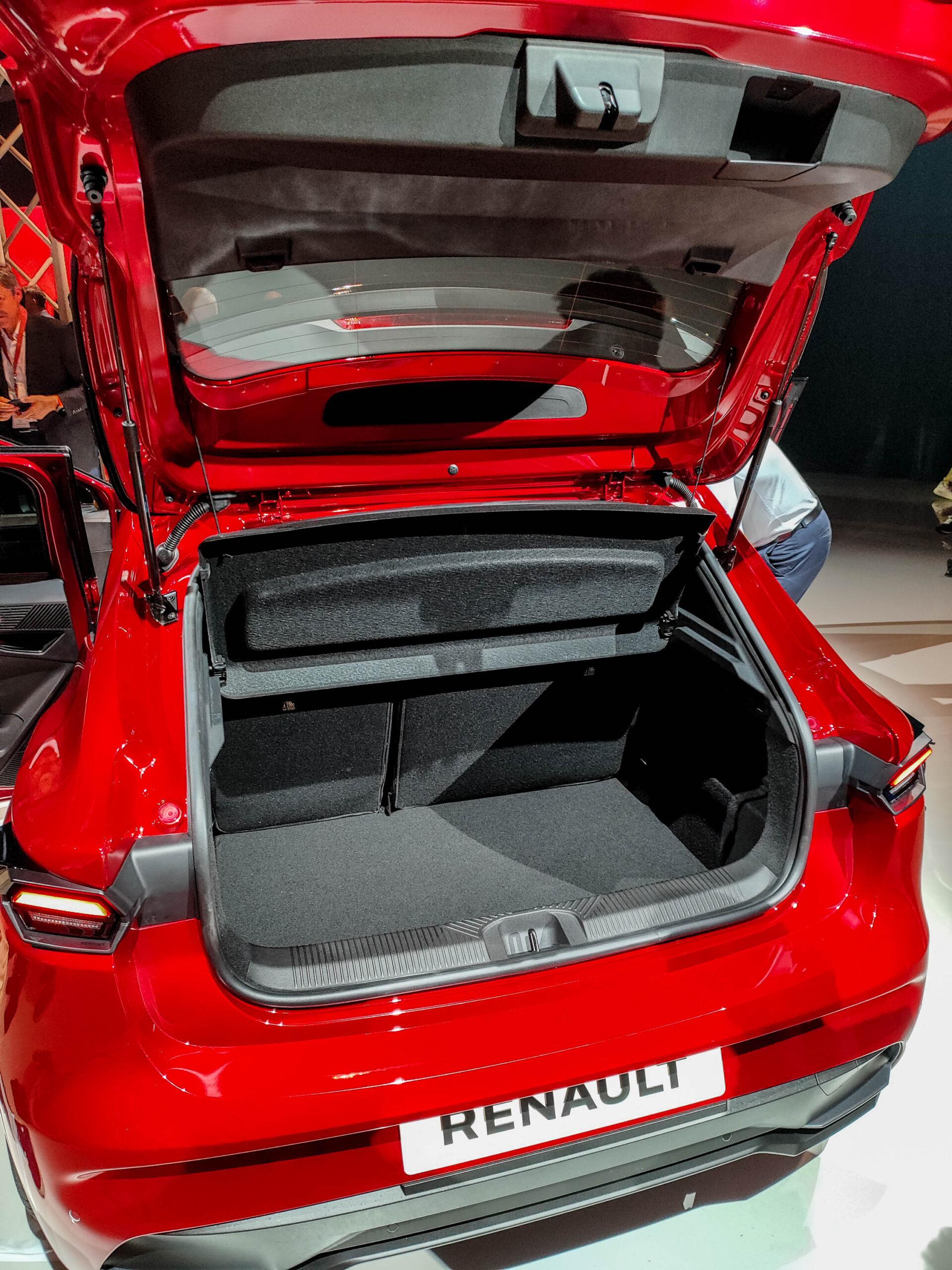 Bagażnik nowego Renault Clio