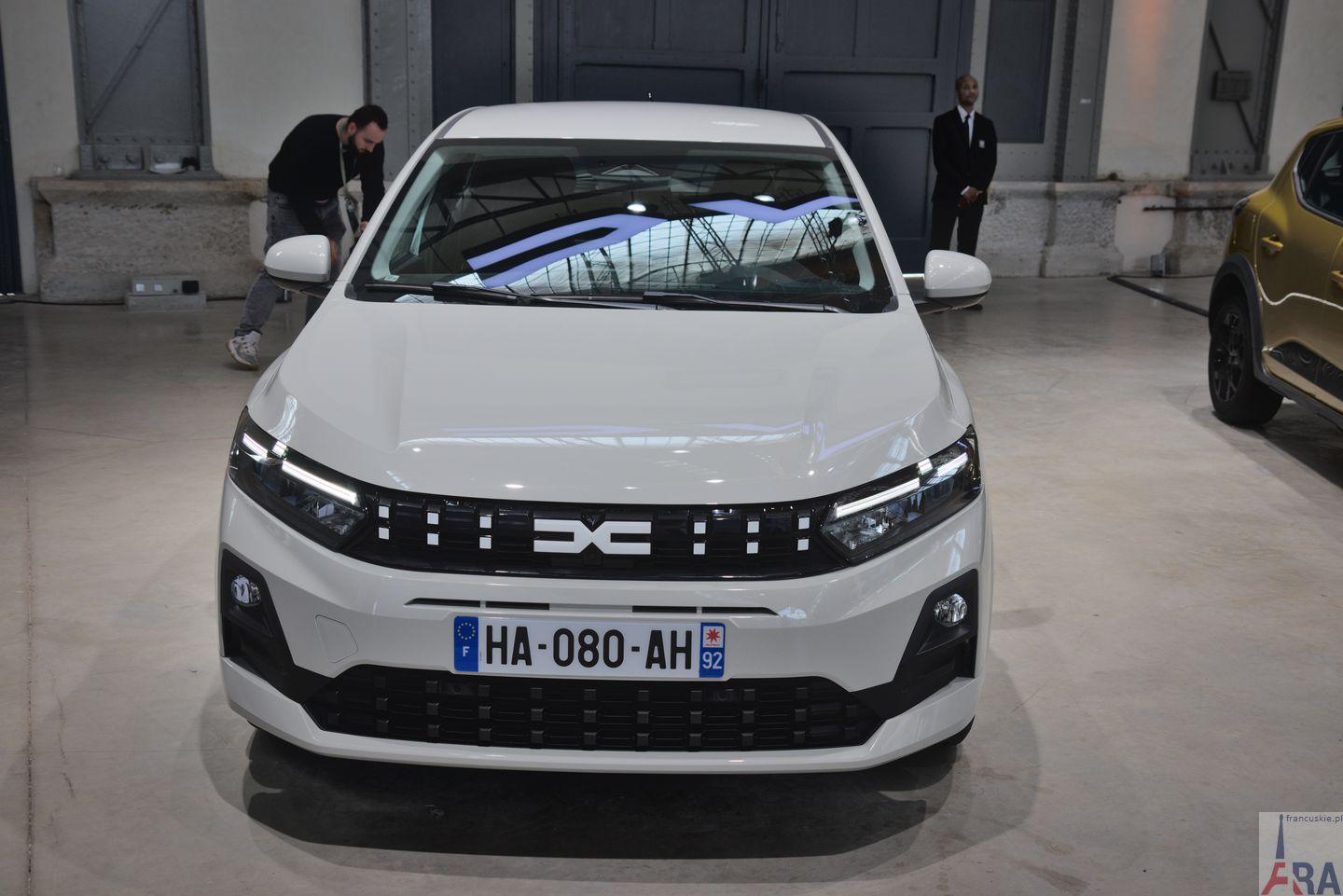 Dacia Sandero i Dacia Jogger 155 KM i odswiezony design 05 Wiadomości