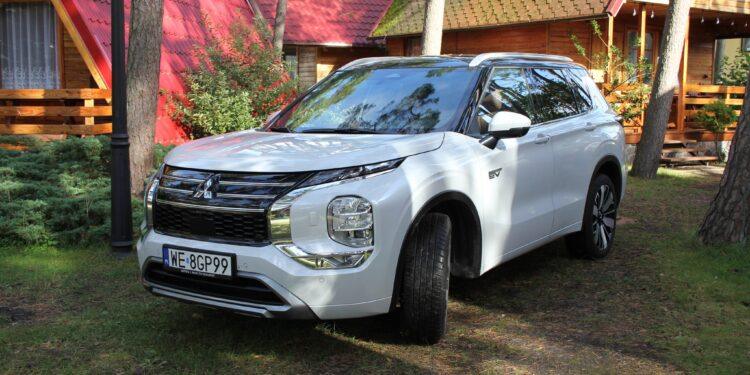 mitsubishi outlander 1 Testy