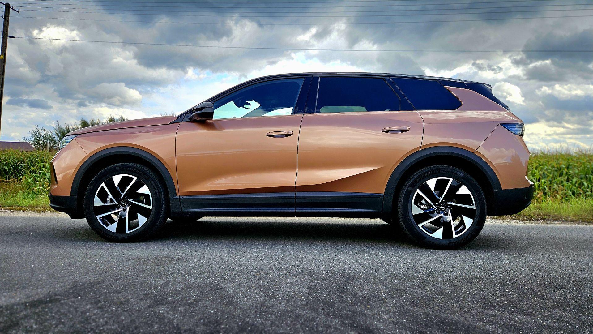 Opel Grandland Hybrid 145 2026 003 Testy