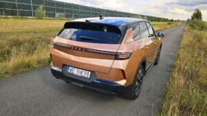 Opel Grandland Hybrid 145 2026 005 Testy