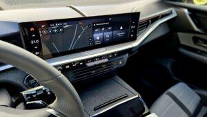 Opel Grandland Hybrid 145 2026 017 Testy