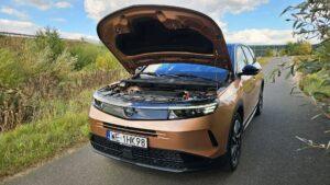 Opel Grandland Hybrid 145 2026 030 Testy
