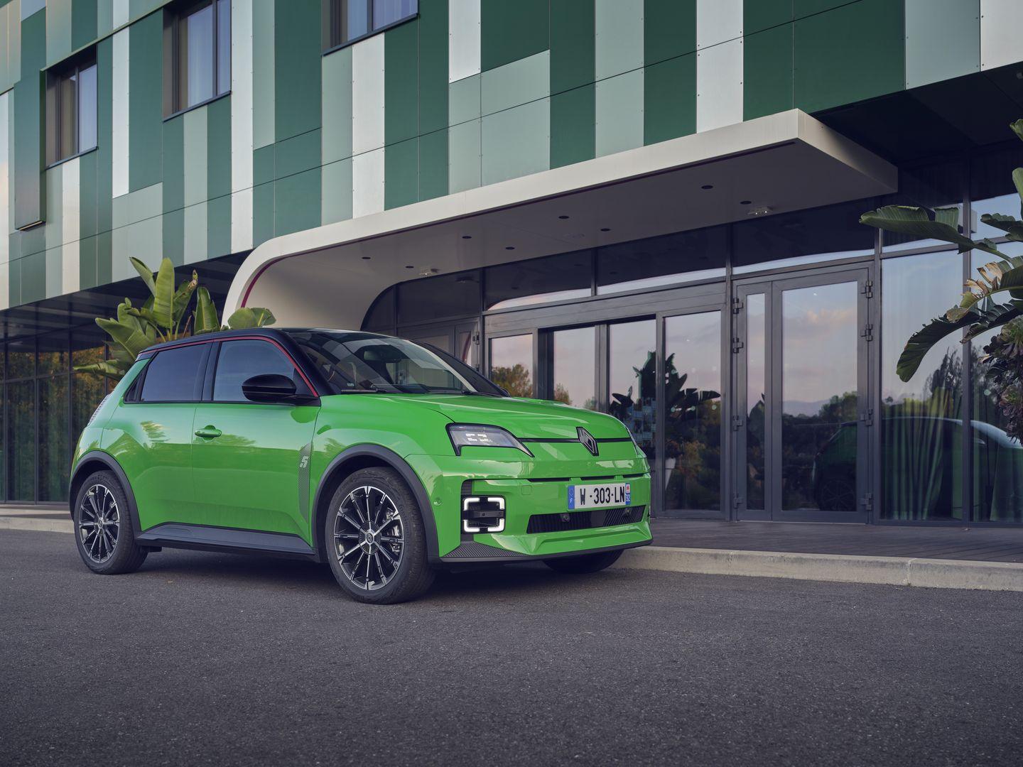 Renault 5 E Tech Electric zdobywa nagrode „Best Cars 3 Wiadomości