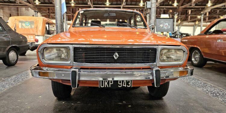 Renault 12