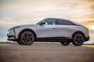 ds n8 2026 awd 8 Testy