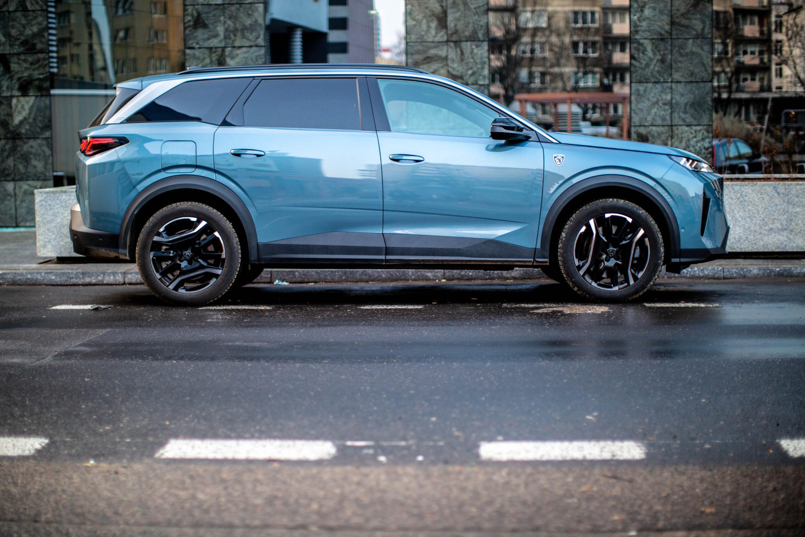 peugeot 5008 195 km gt 2025 1 scaled Wiadomości