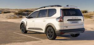 Dacia Jogger widok z tyłu