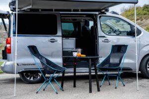 Nowy Opel Zafira by Tinkervan. Autentyczny salon na kolkach ktory na nowo definiuje wszechstronnosc i swobode 87 Wiadomości