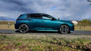 Nowy Peugeot 308 1.2 Hybrid 145 face lifting 2026 005 Wiadomości