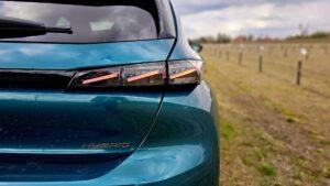 Nowy Peugeot 308 1.2 Hybrid 145 face lifting 2026 016 Wiadomości