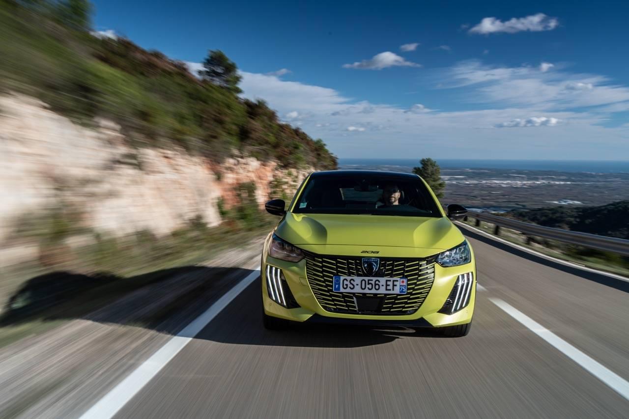 Peugeot liderem na portugalskim rynku samochodowym w marcu i pierwszym kwartale 2026 roku. Peugeot 208 Wiadomości