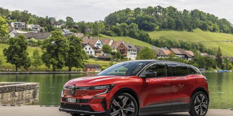 Renault zdobywa nagrode „Best Technology Award 2026 w konkursie Womens Worldwide Car of the Year Renault Megane E Tech electric Wiadomości