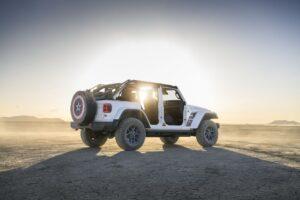 Niech Wolnosc Jezdzi. Jeep Wrangler America250 Edition rozswietla czerwien biel i blekit 03 Wiadomości
