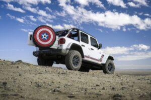 Niech Wolnosc Jezdzi. Jeep Wrangler America250 Edition rozswietla czerwien biel i blekit 05 Wiadomości