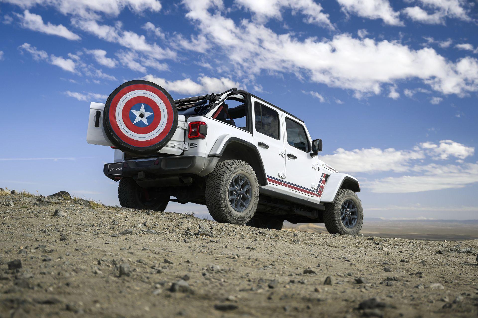 Niech Wolnosc Jezdzi. Jeep Wrangler America250 Edition rozswietla czerwien biel i blekit 05 Wiadomości