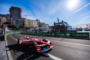 Nissan Formula E Team odnosi wspaniale zwyciestwo w Monako 24 Wiadomości