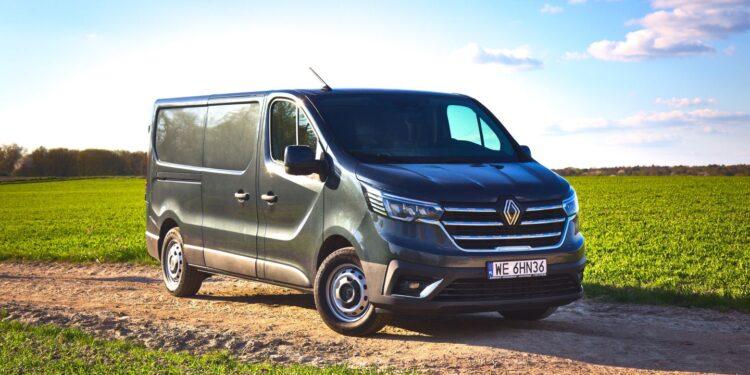 Renault Trafic III Furgon wyjatkowo komfortowy wol roboczy 01 Testy