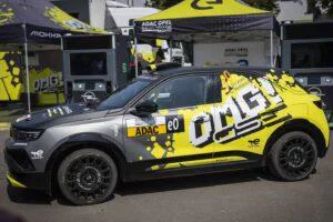 W Holandii rozpoczyna sie sezon 2026 ADAC Opel GSE Rally Cup. Elektryczna rewolucja w rajdach samochodow nadal trwa 09 Wiadomości