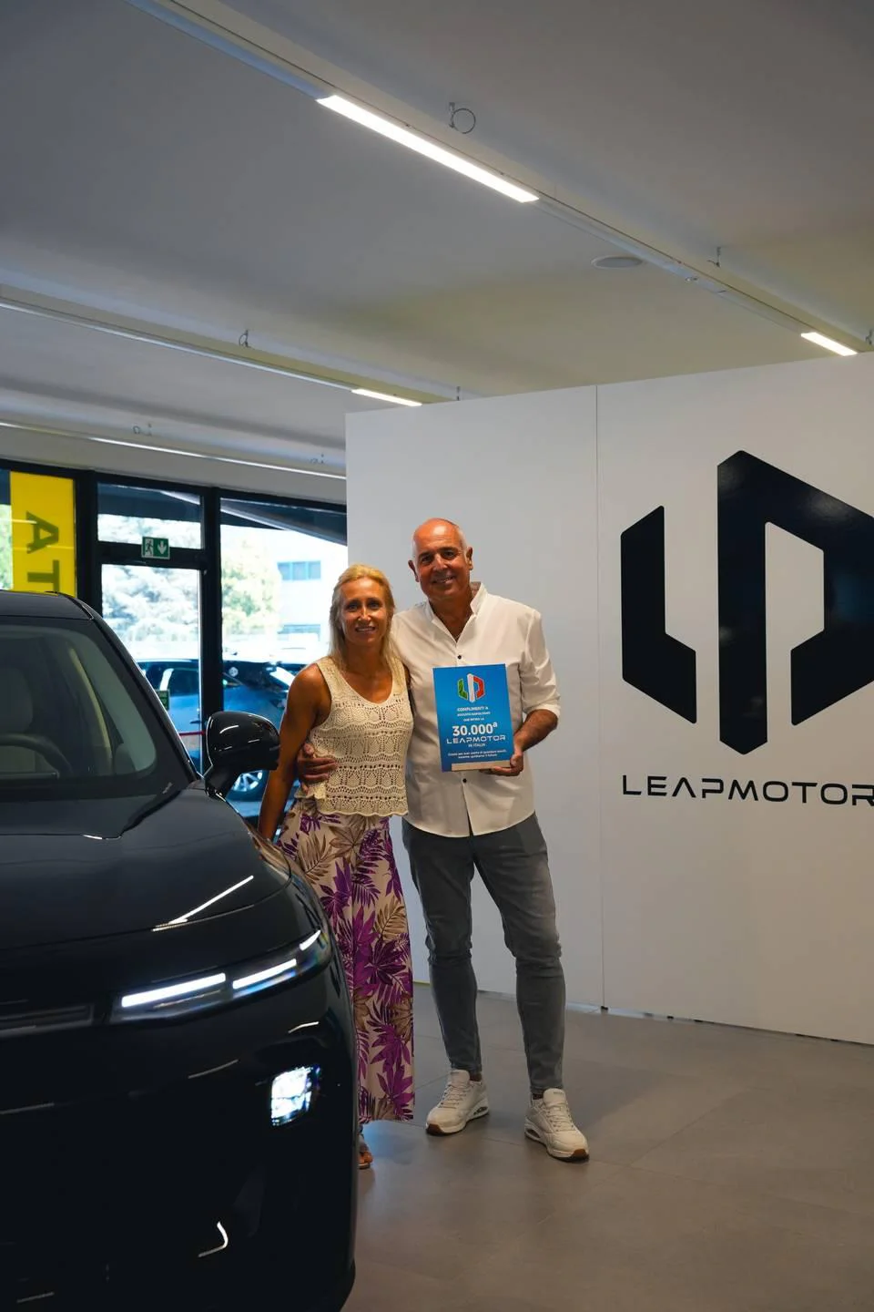 B10 REEV to 30.000. Leapmotor sprzedany we Wloszech 3 Wiadomości