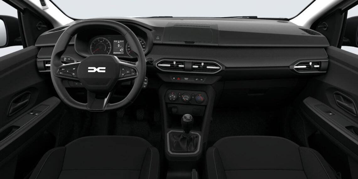 Dacia Jogger Essential wnętrze bez ekranu i z manualną klimatyzacją