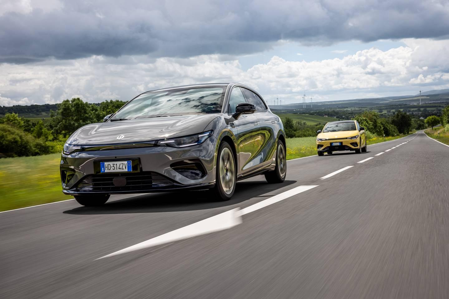 Leapmotor prezentuje nowego C hatchbacka B05. Nowy poziom sportowej elektromobilnosci 03 Wiadomości