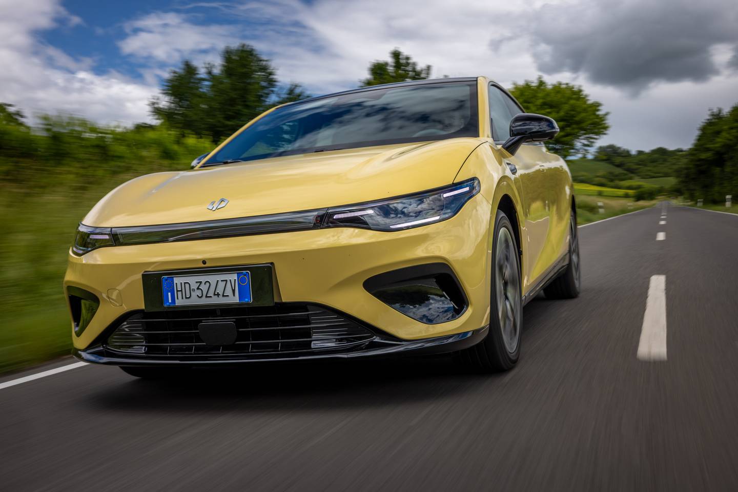 Leapmotor prezentuje nowego C hatchbacka B05. Nowy poziom sportowej elektromobilnosci 05 Wiadomości