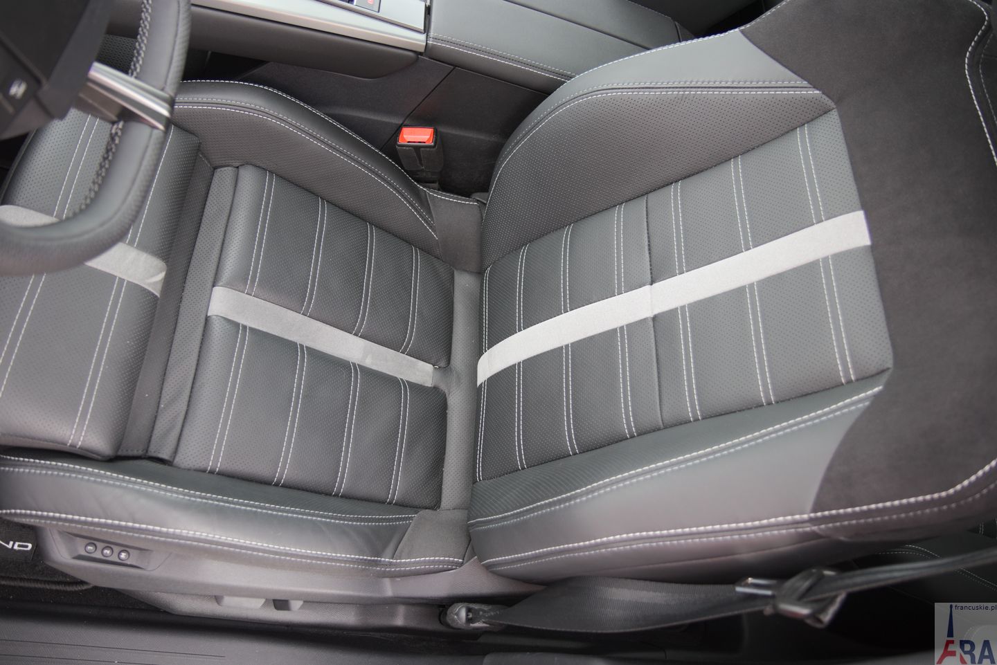 Opel Grandland GS Turbo Hybrid eDCT6 145 055 Testy