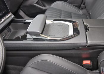 Renault Espace E Tech Full Hybrid Iconic 200 KM 100 Wiadomości