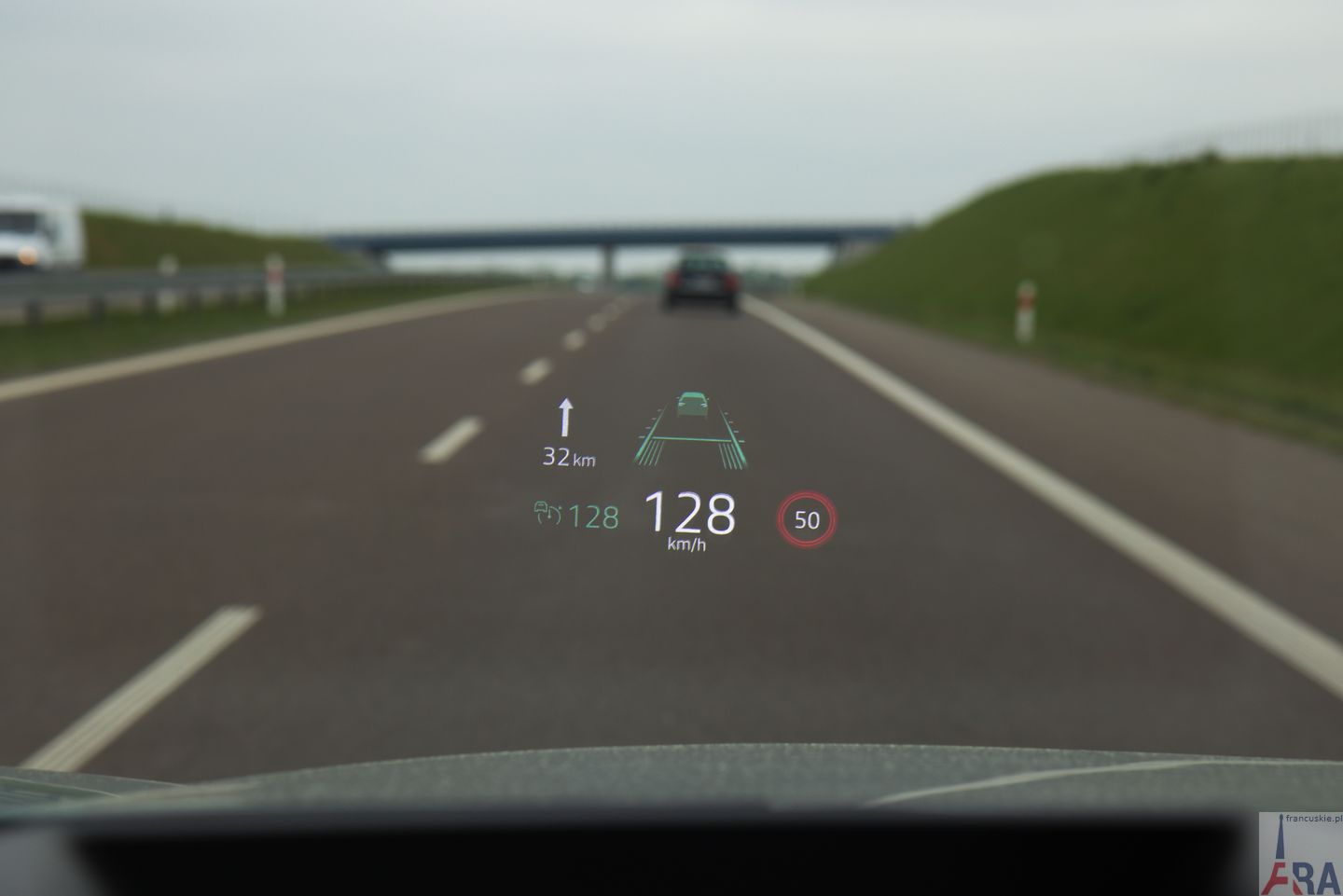 Renault Espace E Tech Full Hybrid Iconic 200 KM 110 Testy