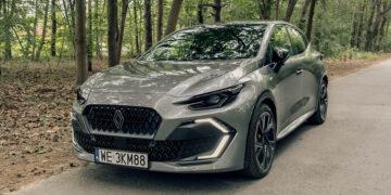 renault clio 6 vs duster 14 Historia