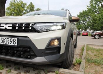 Nowa Dacia Jogger 1.8 Hybrid 155