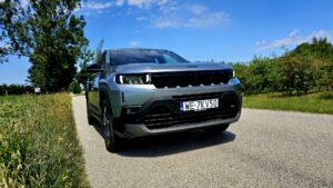 Nowy Jeep Compass e Hybrid 145 2026 06 Wiadomości