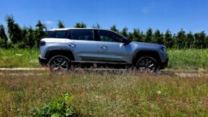 Nowy Jeep Compass e Hybrid 145 2026 15 Wiadomości