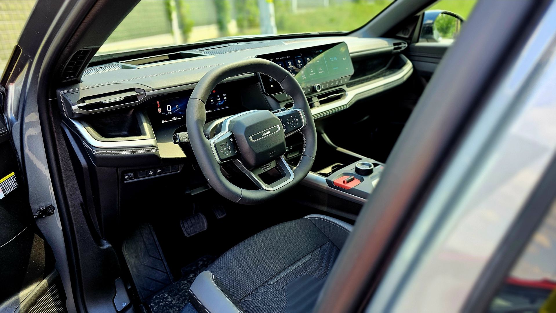 Nowy Jeep Compass e Hybrid 145 2026 16 Wiadomości