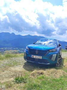 Test. Peugeot 2008 Allure 1.2 mHEV 145 KM 17 Testy