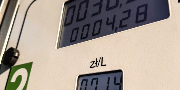 cena paliwa lipiec 2026 orlen dystrybutor 1 Wiadomości