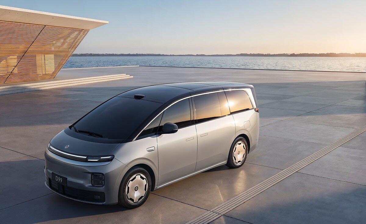 Nowy Leapmotor D99 - luksusowy chiński minivan