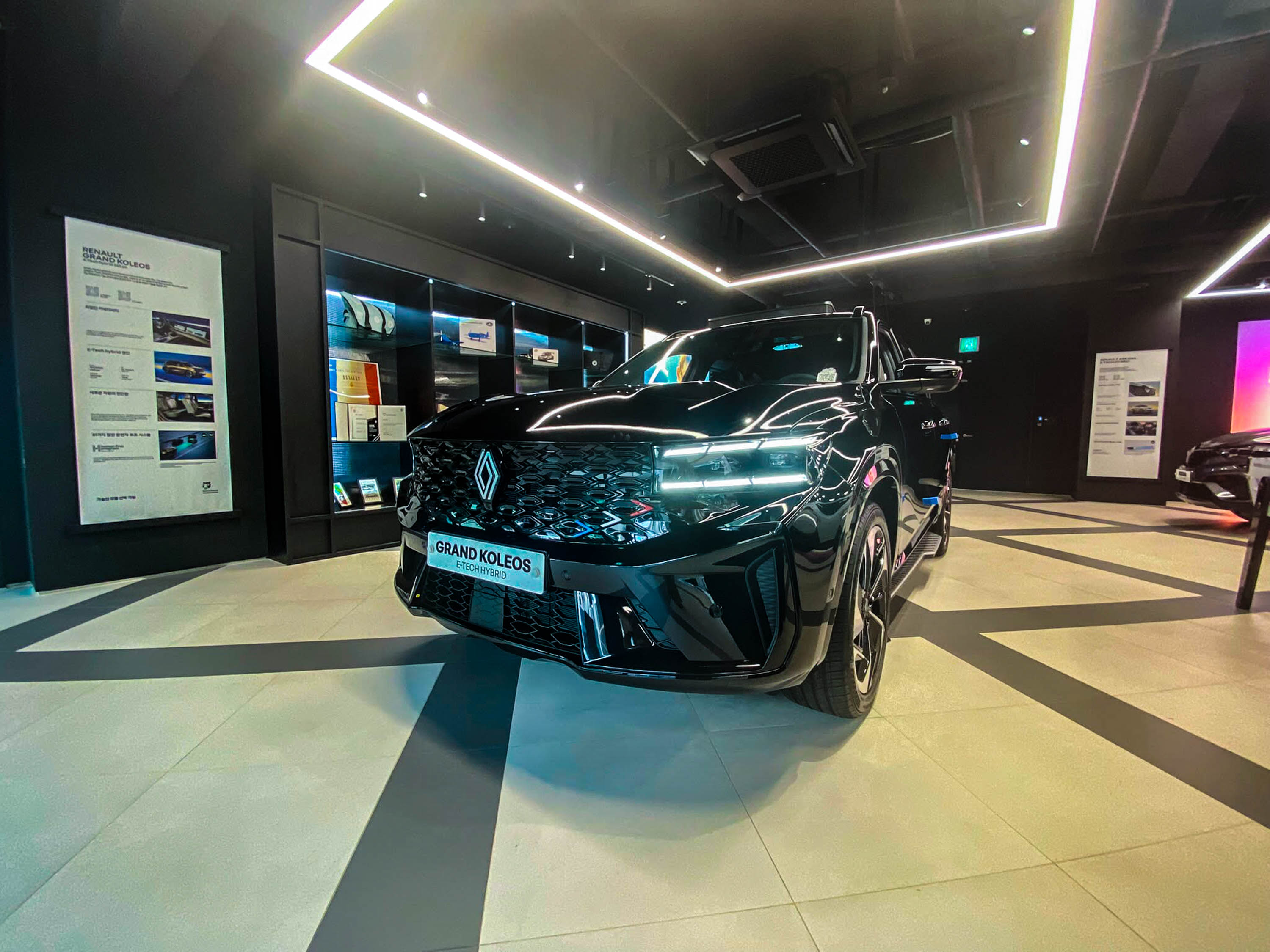 renault korea seoul 2026 46 Wiadomości