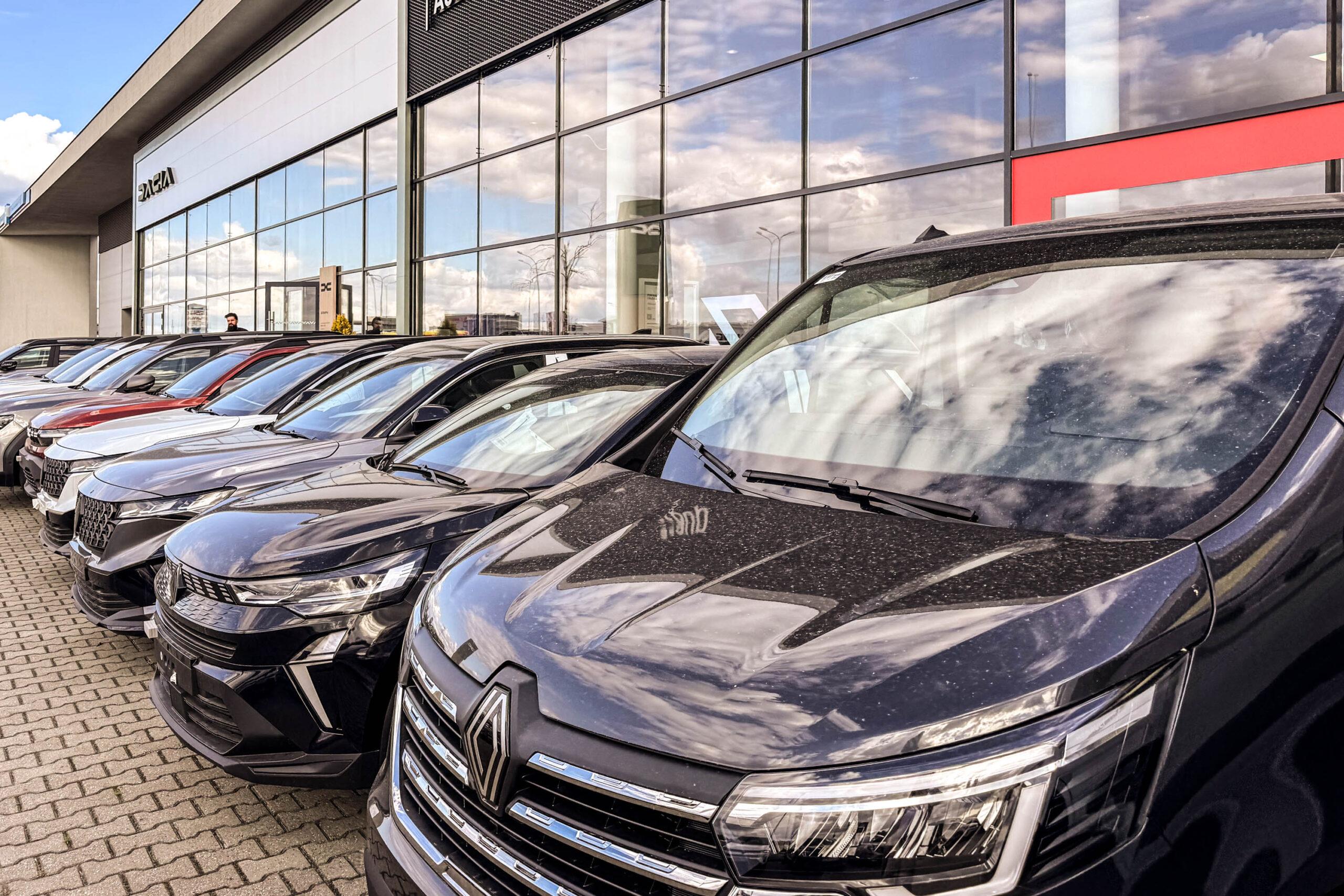 Z ogłoszeń na OTOMOTO i Autoplac bardzo chętnie korzystają też dealerzy