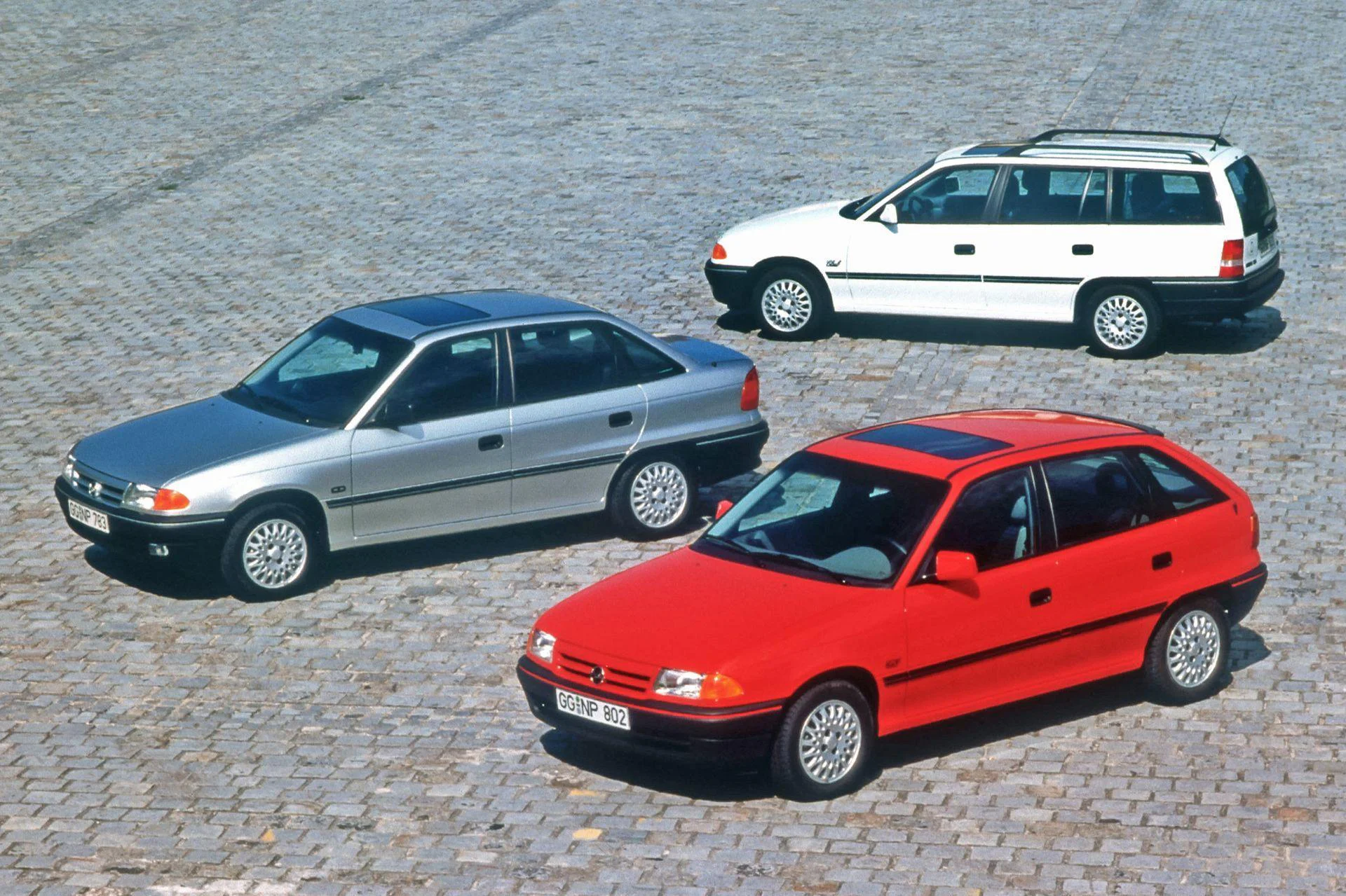 Opel Astra F obchodzi swoje 35 lecie 02 Wiadomości